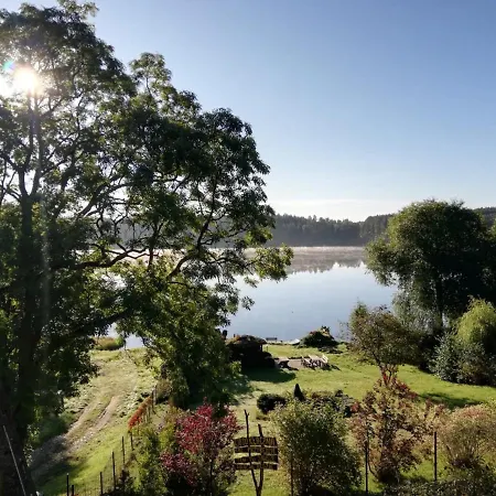 Wrzosowe Wzgorze - Dom Nad Jeziorem 別荘