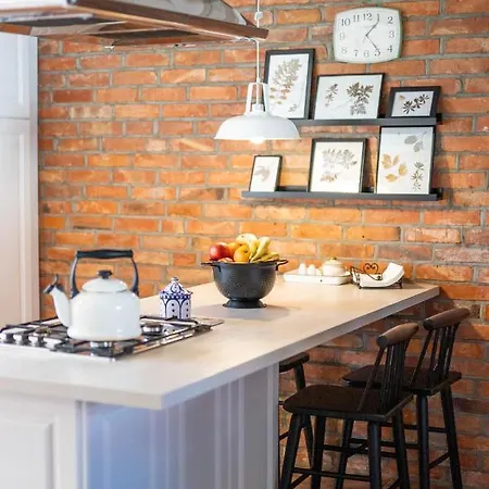 Wrzosowe Wzgorze - Dom Nad Jeziorem 別荘 *