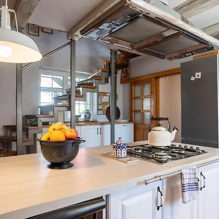 Wrzosowe Wzgorze - Dom Nad Jeziorem 別荘 *