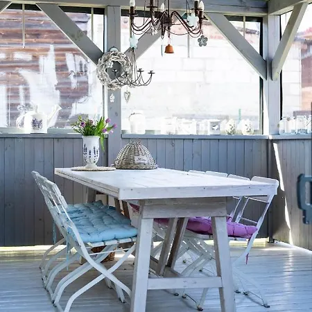 Wrzosowe Wzgorze - Dom Nad Jeziorem 別荘