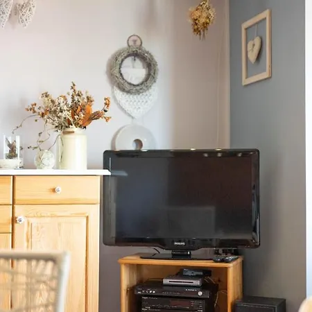 Wrzosowe Wzgorze - Dom Nad Jeziorem 別荘